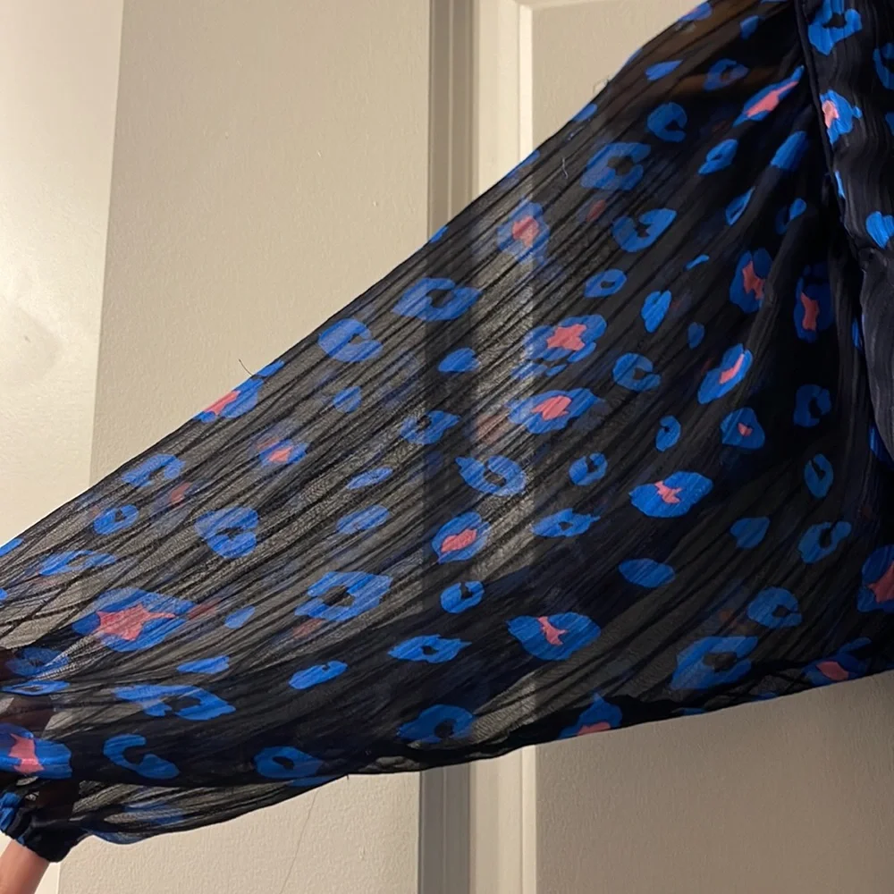 Wrap Blouse - Picture 2 of 4